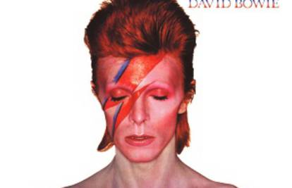 David Bowie re-izdanjem slavi 40. godišnjicu 'Aladdin Sanea'