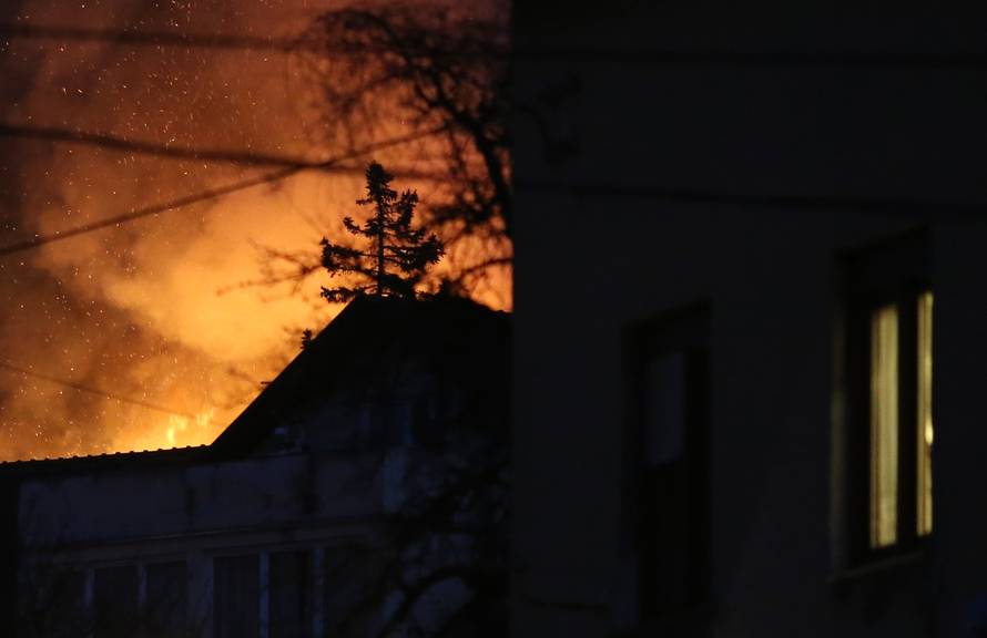 Brzo reagirali: Planula kuća u Zagrebu, nitko nije ozlijeđen