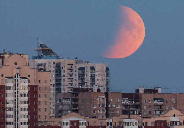 Partial lunar eclipse in Saint Petersburg