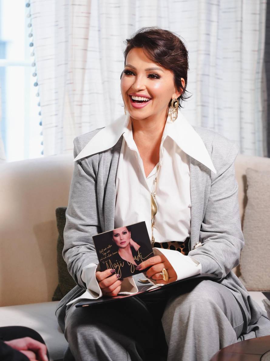 Nina Badrić nakon 15 godina izdala novi album: Predstavlja ga pjesmom "Nismo djeca"