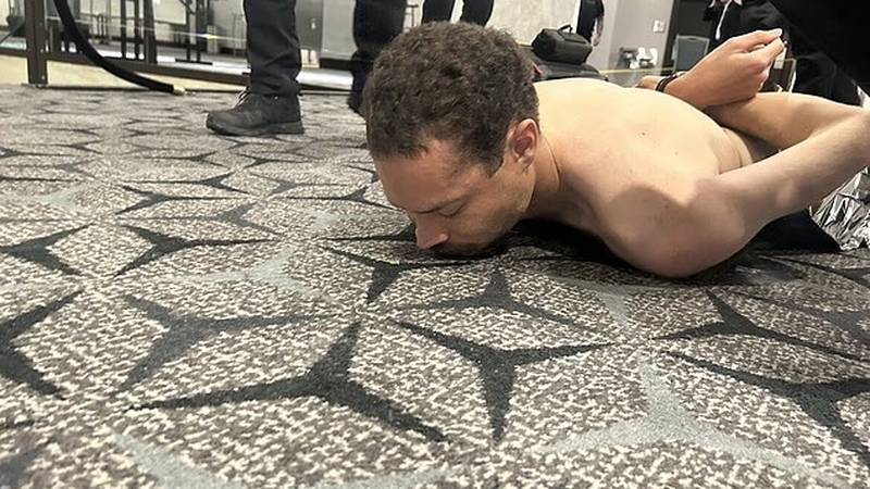 FOTO: OVO JE NAPADAČ! Učitelj s puškom htio pucati u Trumpa?!