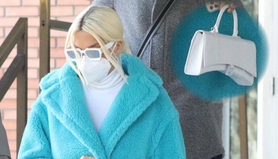 Karleuša se pojavila na sudu u skupocjenim krpicama, kaput i torbica koštaju 40 tisuća kuna