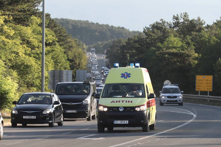 Dicmo: Kolone auta nakon završetka koncerta u Sinju