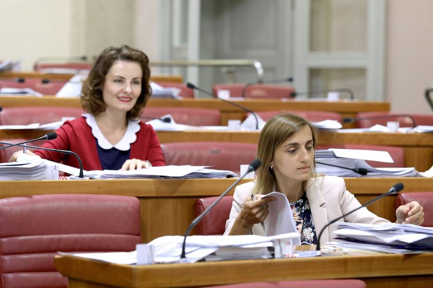 'Zbog otkaza u Konzumu tražit ćemo ostavku ministrice Dalić'