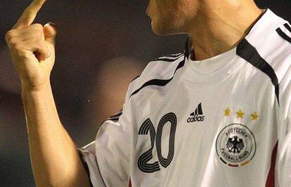 Lukas Podolski: Nisam ni dobio pravu priliku