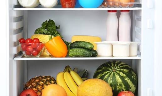 Ovih pet vrsti vo&cacute;a nikada ne biste trebali dr&zcaron;ati u hladnjaku kako bi dulje ostalo svje&zcaron;e