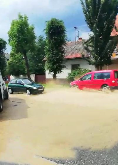 Grmljavinsko nevrijeme i obilne kiše poharale nekoliko županija