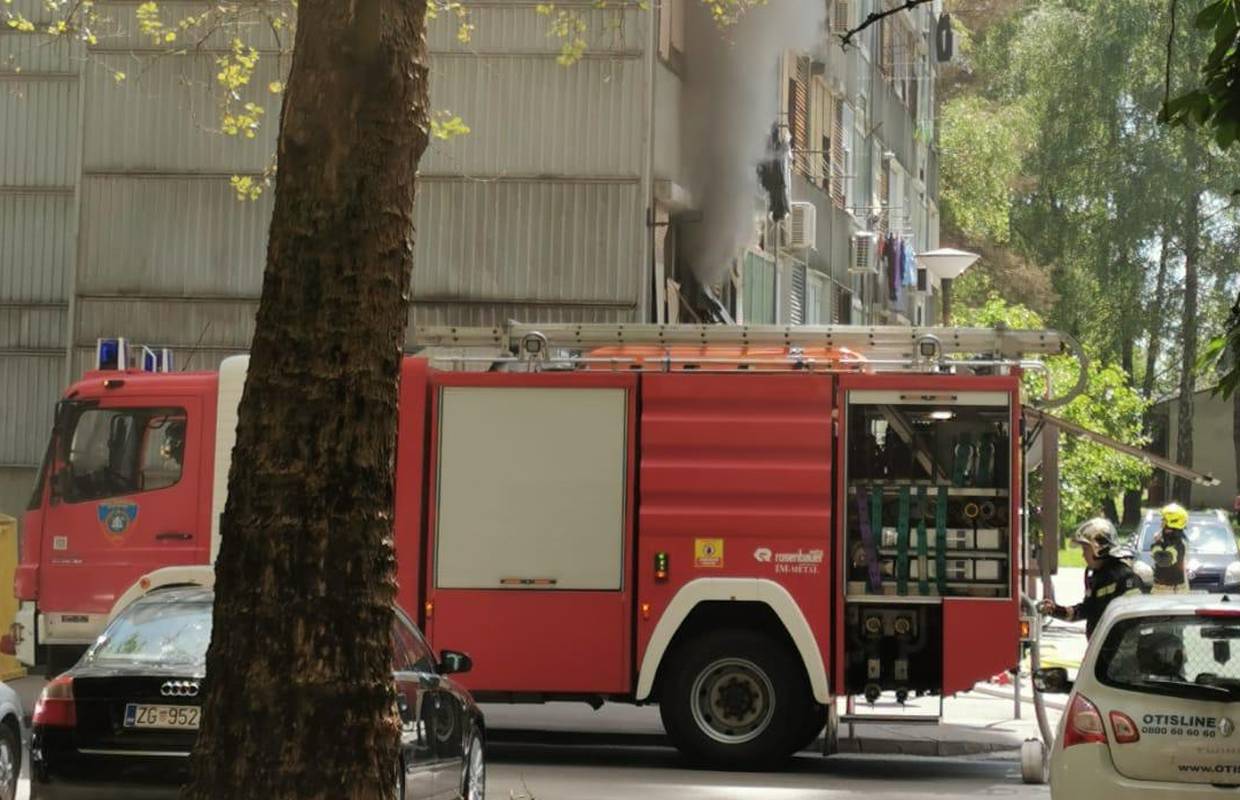 Remetinečki Gaj: Izbio požar u stanu, spašeno je troje ljudi...