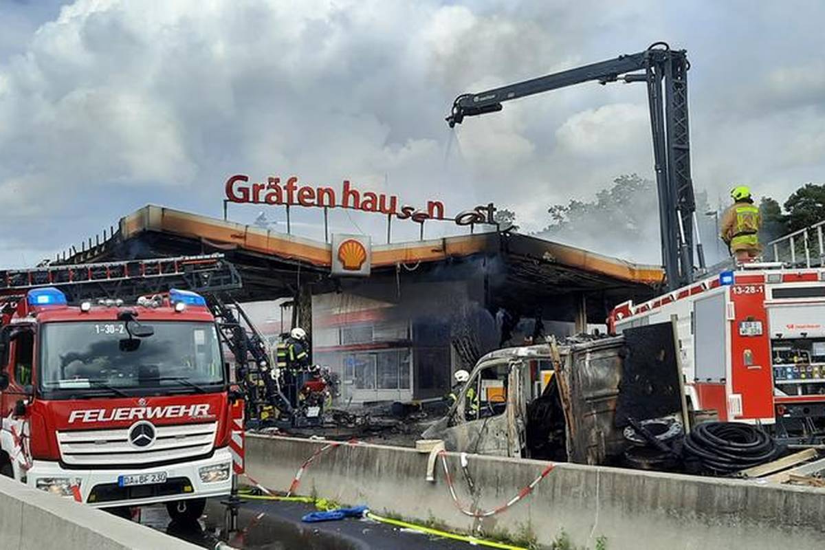 Zapalila se benzinska postaja kod Frankfurta: Vozačica se zaletjela u pumpe za gorivo