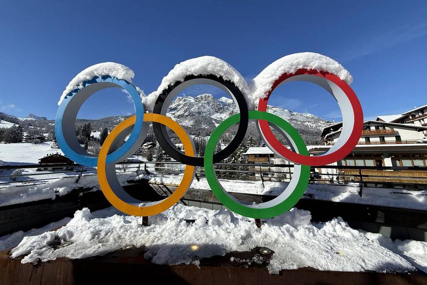 Olimpijska baklja stigla u suorganizatora Cortinu na obljetnicu igara 1956.
