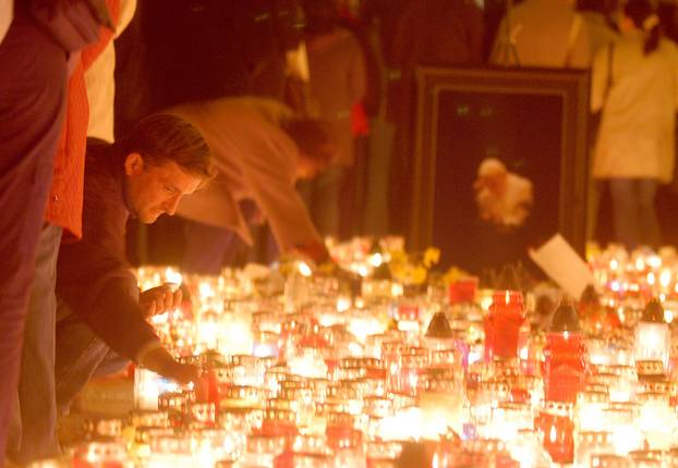 ARHIVA - Dvadeseta godišnjica smrti Ivana Pavla II.