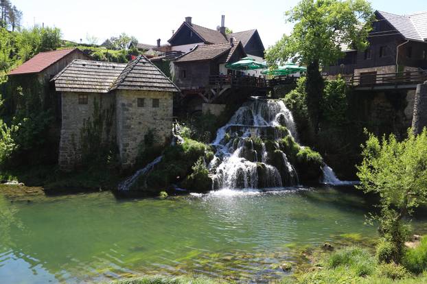 Slunj: Turistička patrola u Rastokama