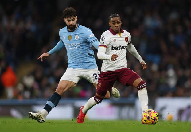 Premier League - Manchester City v West Ham United