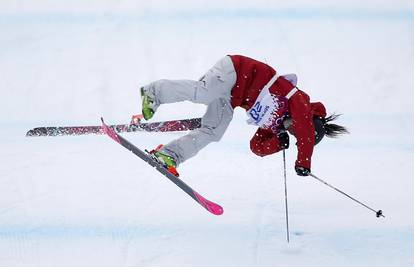 Slopestyle skijašica teško pala u Sočiju, prevezli ju u bolnicu