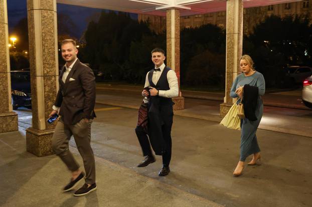 Zagreb: Dolazak uzvanika na svadbu Marijana Kustića i Nike Perenčević