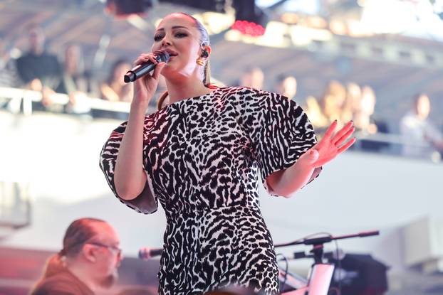 Zagreb: Popodnevni doček uz Aleksandru Prijović