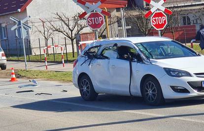 Vlak naletio na auto: 'Rastrgan je, a žena je bila šokirana...'