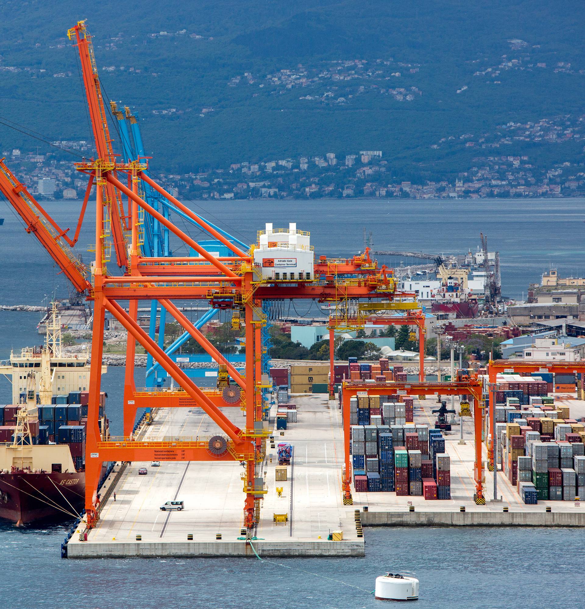 Raste izvoz, ali i uvoz: Za 1,5 mlrd. kn veći trgovinski deficit