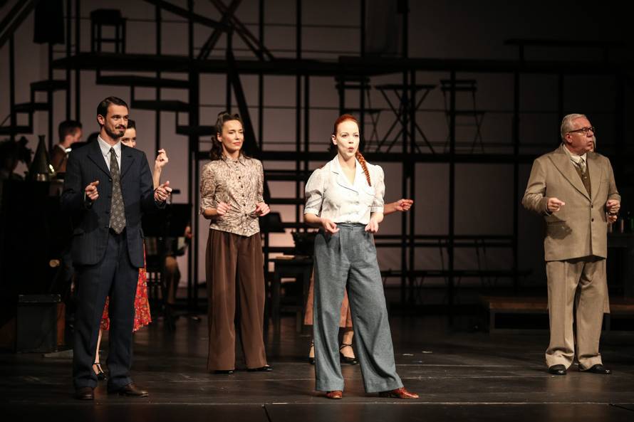 'Tko pjeva zlo ne misli' u HNK: Šafraneki se vratili u Zagreb