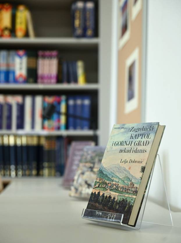 Zagreb: Gradonačelnik sa suradnicima obišao obnovljenu Gornjogradsku gimnaziju