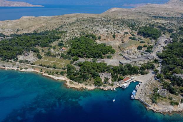 Pogled iz zraka na "Hrvatski Alcatraz"