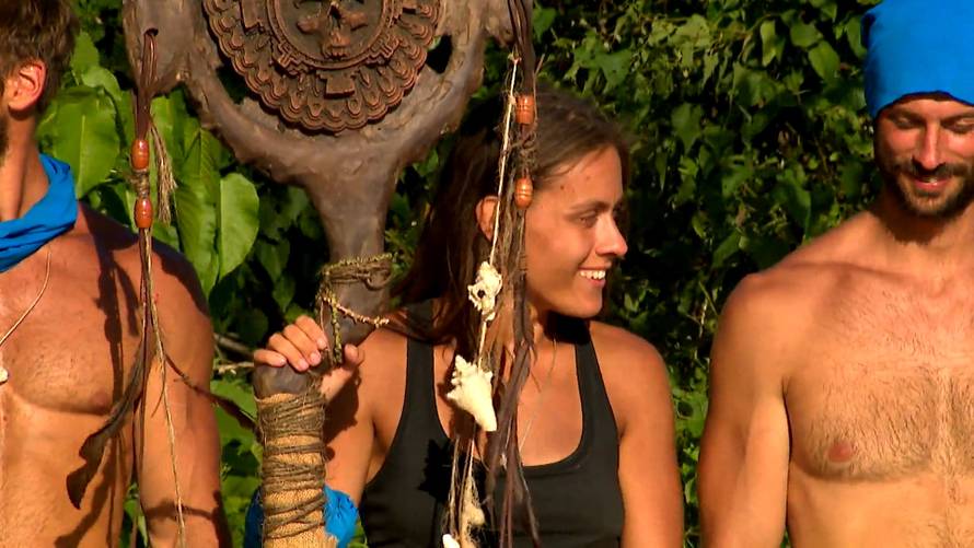 Plavi se spasili u 'Survivoru' i pobijedili crvene: U potezanju konopa dominirali Goran i Nika