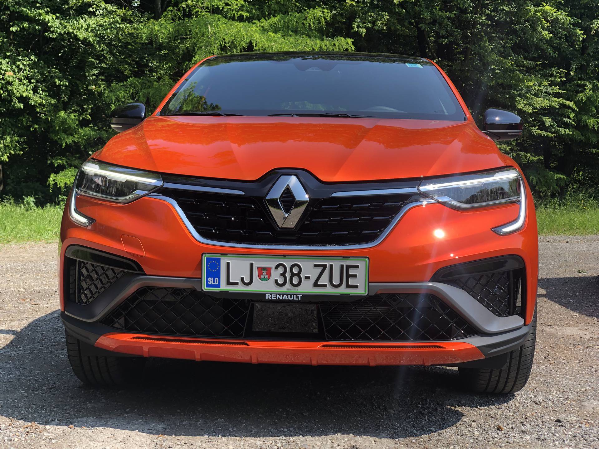 Megane Conquest je odlična kombinacija SUV-a i coupea. Upravo je stigao u Hrvatsku