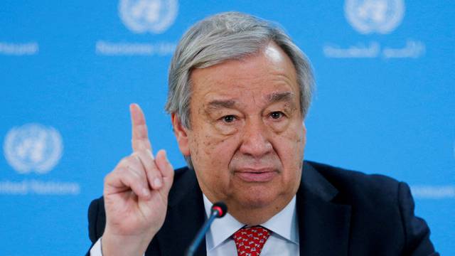 FILE PHOTO: United Nations Secretary-General Antonio Guterres attends a press conference in Nairobi