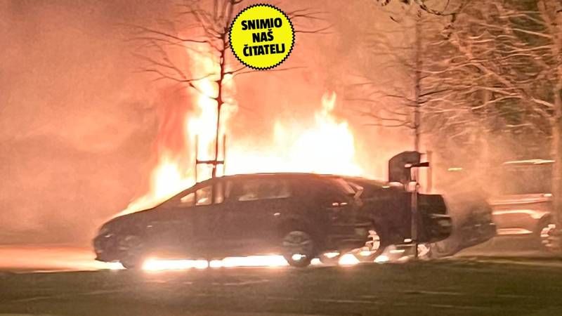 VATRENI KAOS Na Maksimiru gorjeli Porsche i Volkwsvageni!