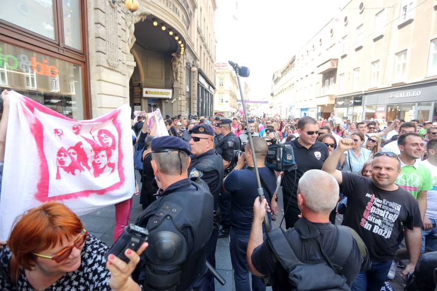 Na 'Hodu za život' 10 tisuća ljudi: Moramo zaštiti majke