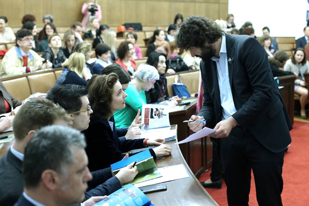 Većina očeva niti ne zna da imaju pravo na rodiljski dopust