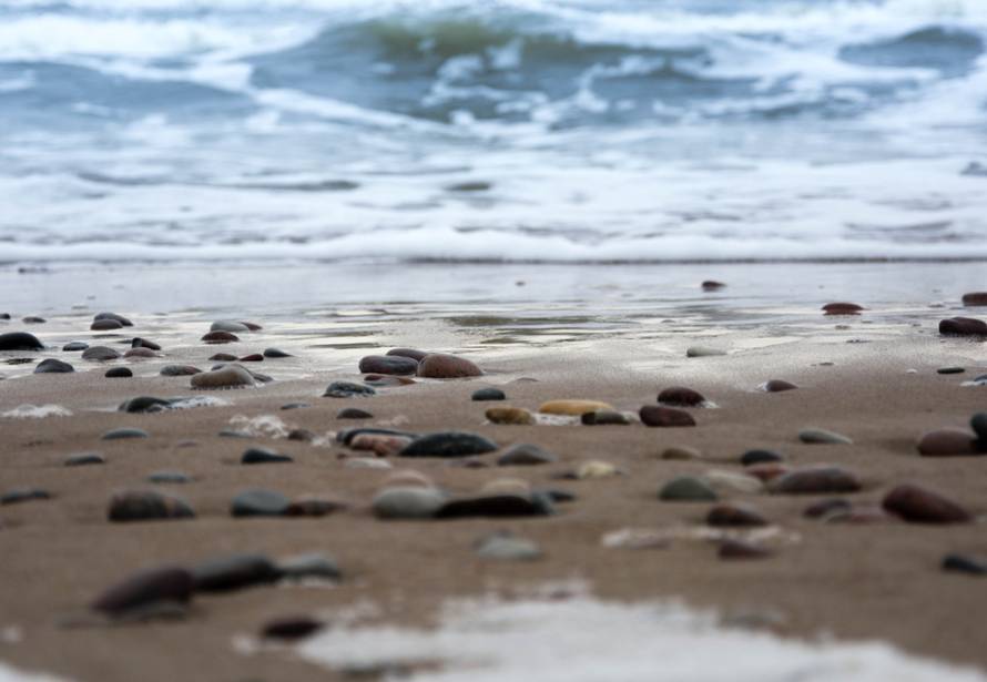 Kamenje na plaži