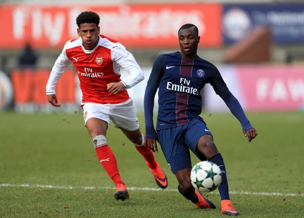 Arsenal U19 v Paris Saint Germain U19 - UEFA Youth League - Group A - Meadow Park