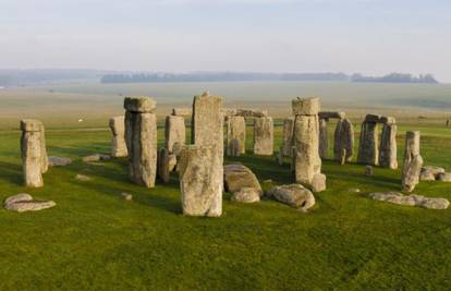Neolitički kameni krug stariji od 4500 g. našli kraj Stonehengea