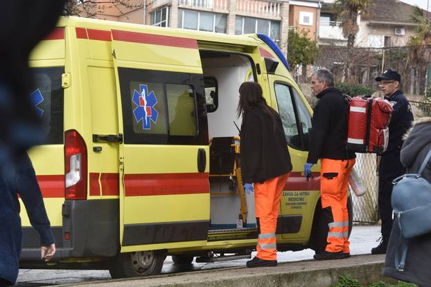 Vatrogasci evakuirali stanare iz stana u kojemu je izbio požar