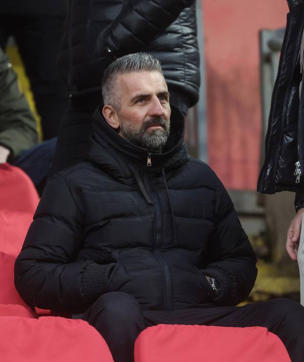 Zenica: Navijači očekuju početak utakmice između Bosne i Hercegovine i Italije