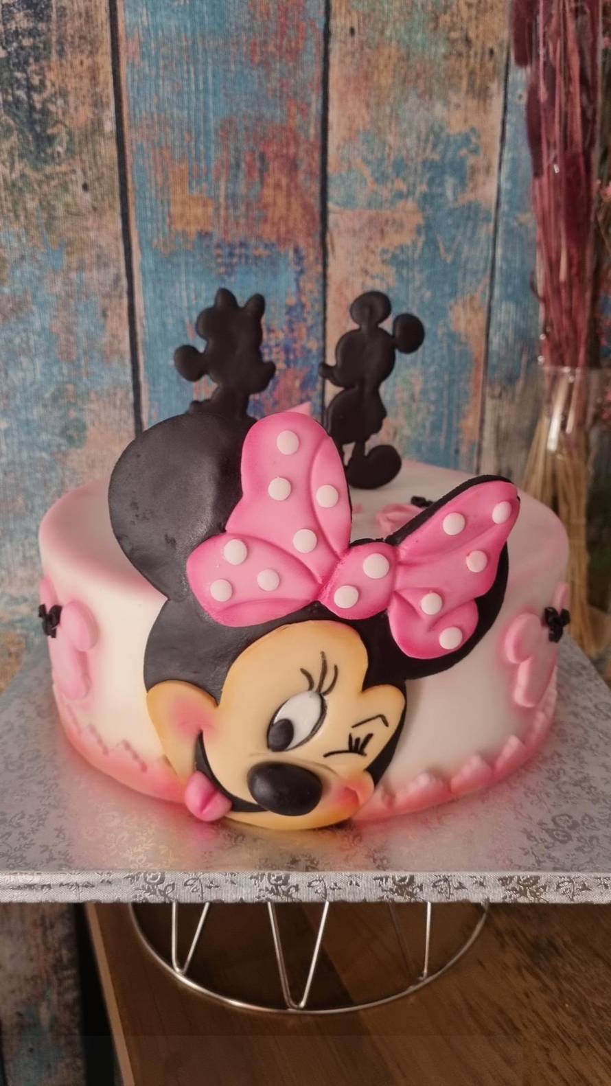 Slatki stol i 3D torte koje svi fotkaju? Evo tko stoji iza tih viralnih deserata