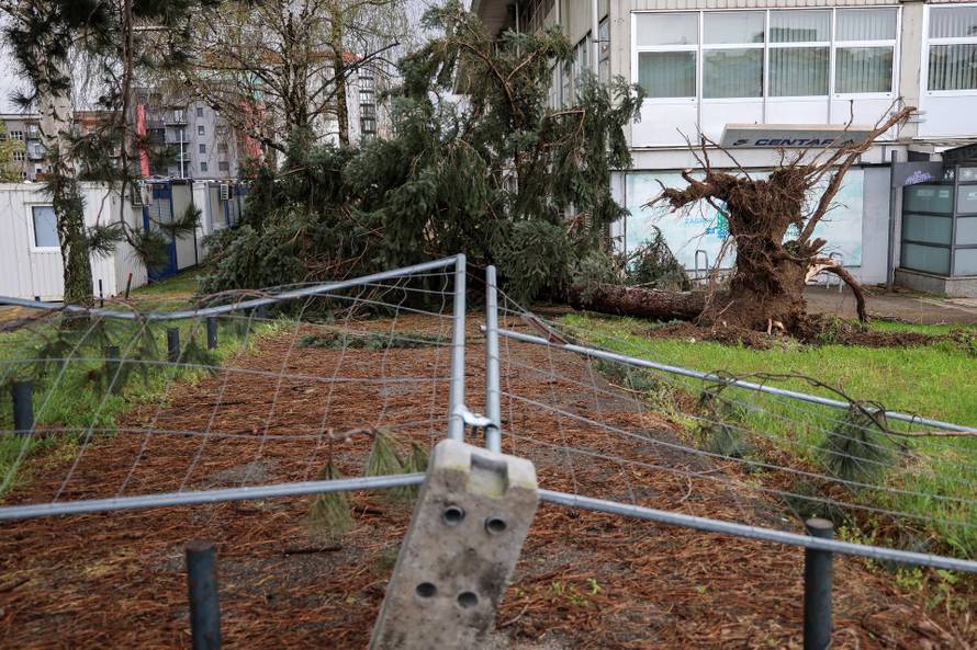 Zagreb: Dom sportova koji se obnavlja oštećen u snažnom nevremenu