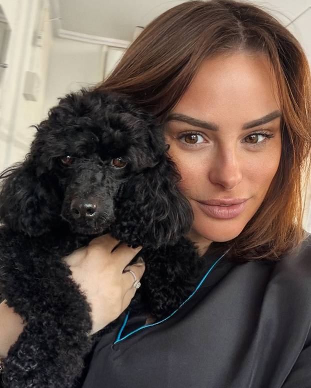 FOTO Poznata manekenka otišla na operaciju smanjenja grudi: 'Najbolja odluka u mom životu!'