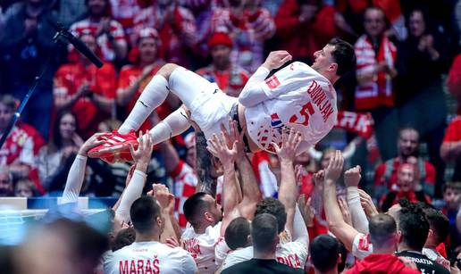 Duvnjak se oglasio emotivnom porukom: 'Ušao sam u svijet kojeg su gradili velikani...'