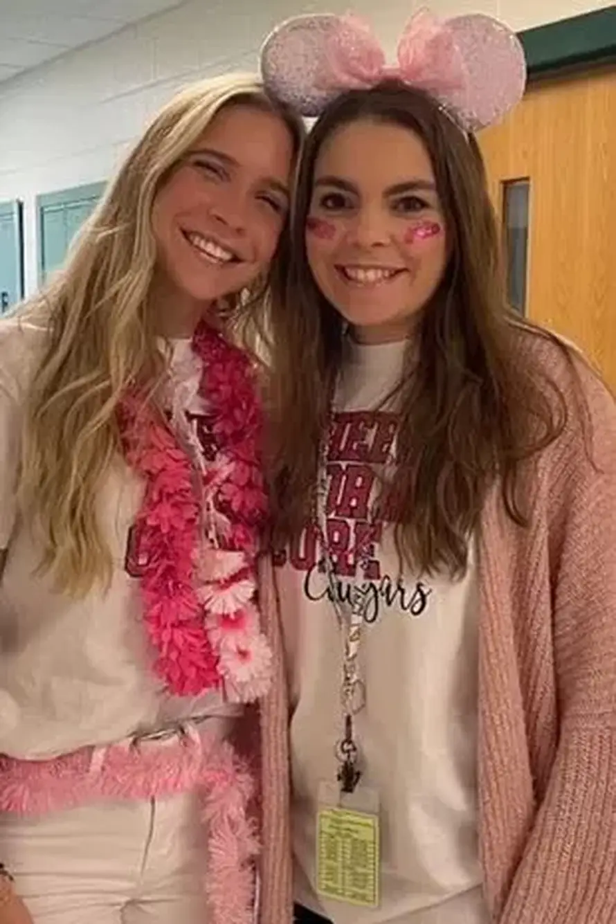 Mlada učiteljica priznala da je spavala s učenikom (14): 'Jadan dečko. Ona nek trune u zatvoru'