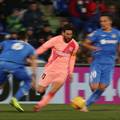 Messi i Suarez srušili Getafe, Barca ostavila 'kraljeve' na -10