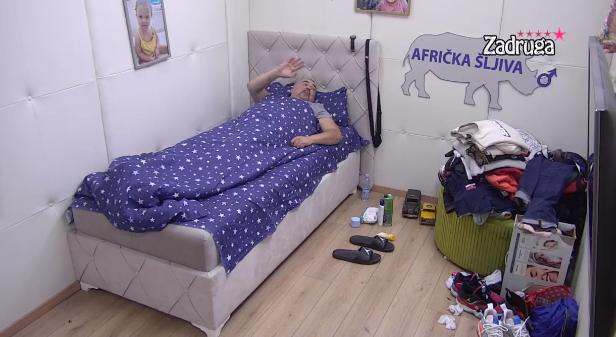 VIDEO Hrvat u 'Zadruzi' otišao u krevet s bivšom, zbunjeni cimer pratio akciju, a Dalila plakala