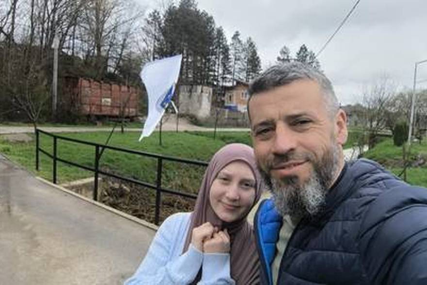Ujak ubijene Hane (15) u Grazu: 'Zvao sam je, nije mi se javljala. Slomljeni smo. Naš rajski cvijet'
