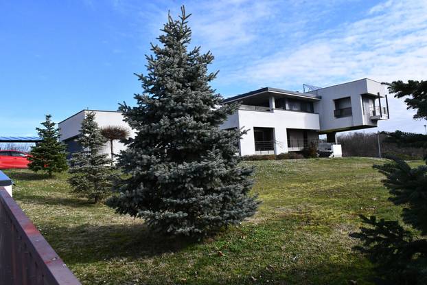FOTO Ovo je luksuzno imanje s bazenom na kojem živi uhićeni gradonačelnik N. Gradiške Grgić