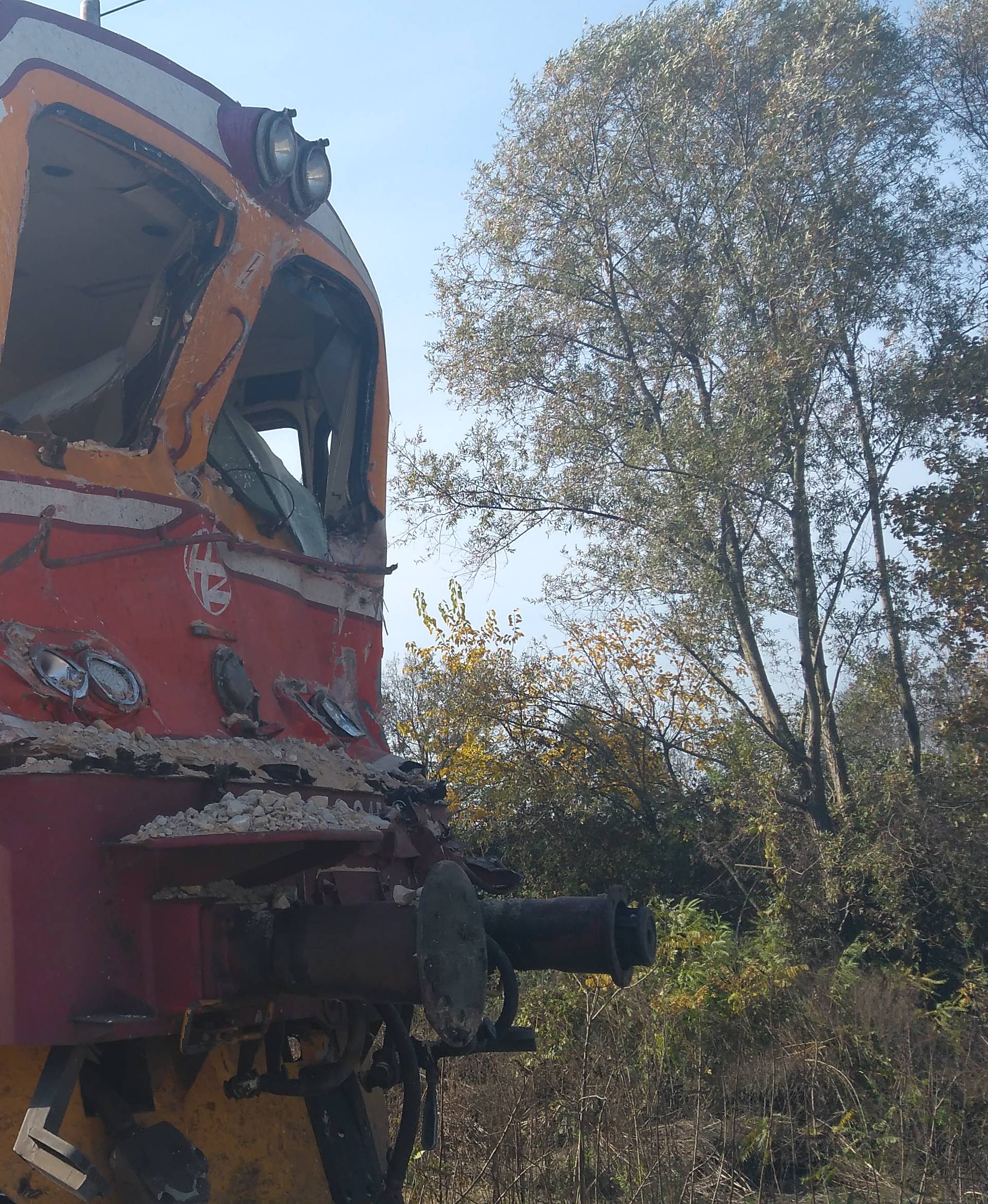 Sudar kod Vrbovca: Šljunak s kamiona završio je u vlaku