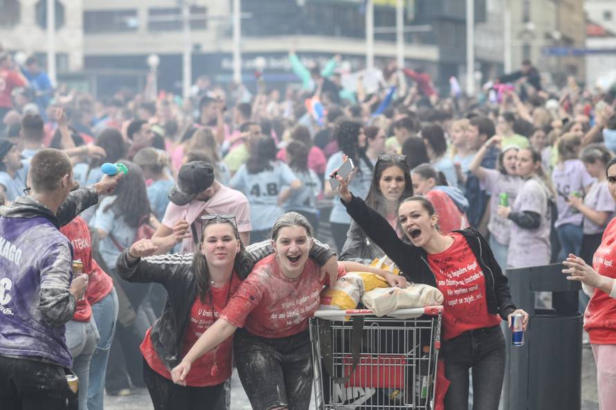 Zagreb: Atmosfera na Trgu bana Jelačića povodom norijade