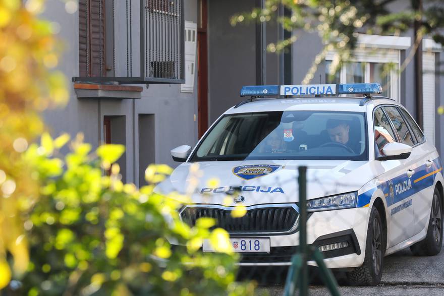 Zagreb: Policija je i dalje pred kućom u kojoj su jučer bile dvije eksplozije