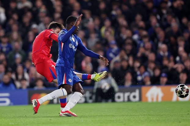 UEFA Champions League - Round 16 - Second Leg - Chelsea v Paris St Germain