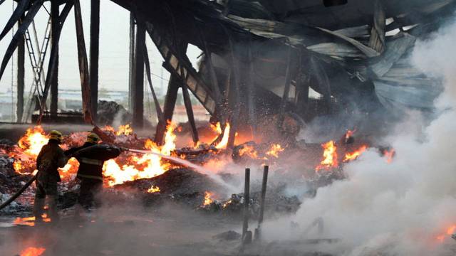 Aftermath of powerful blast near airport in Uzbek capital